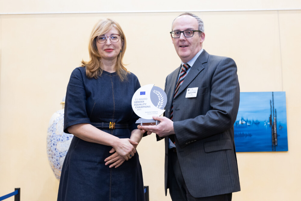 Professor Stephen Byrne (Chair of UCC’s Gender & Athena Swan Working Group) accepting the European Gender Equality Champion Prize from Ekaterina Zaharieva